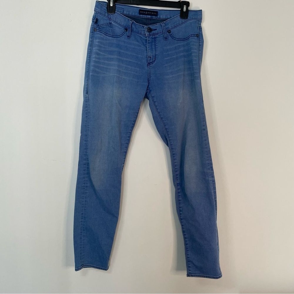 Rock & Republic Kashmere Size 10 Skinny Stretch Jeans Light Wash‎